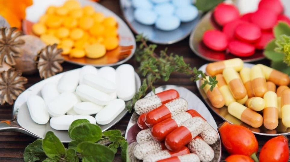 «Πετάξτε τα συμπληρώματα διατροφής», προειδοποιεί καθηγητής του Πανεπιστημίου Κρήτης